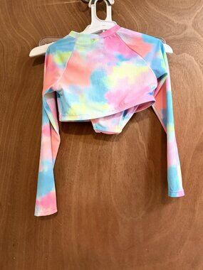 NWT Cat & Jack Two Piece Bathing Suit size 6 /7 Pastel Colors